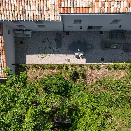 Vakantiehuis Home&trees - Terra Cagnes-sur-Mer