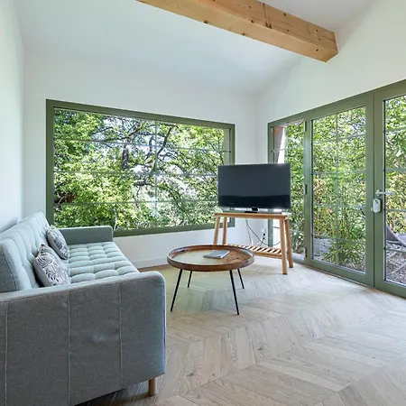 Holiday home Home&trees - Terra